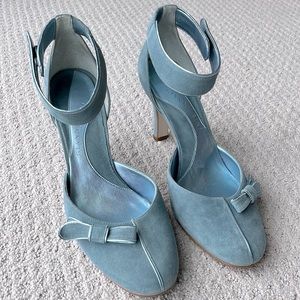 Gianni Bini blue suede heeled shoe, size 7-1/2